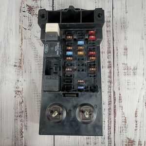 1997-2003 Ford F150 F250 TRUCK 4X4 INTERIOR DASH FUSEBOX FUSE BOX 1L3T-14A067-BA